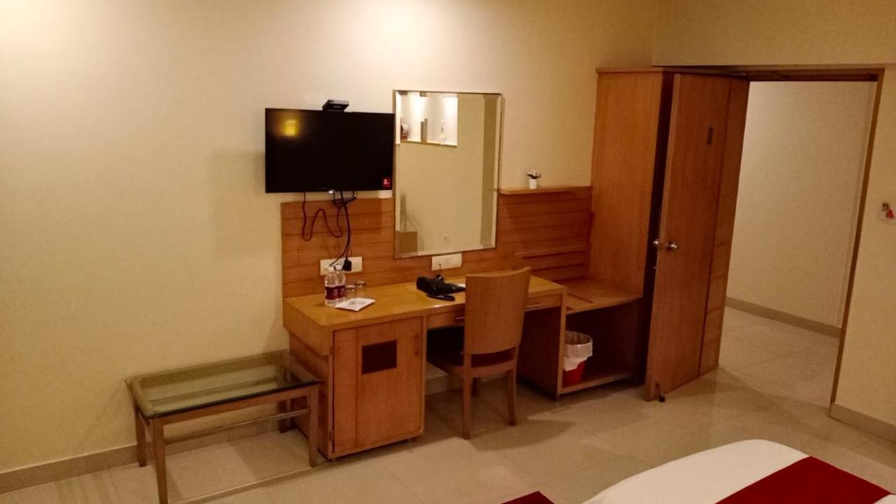 FabHotel A&M Haidarábád Kültér fotó